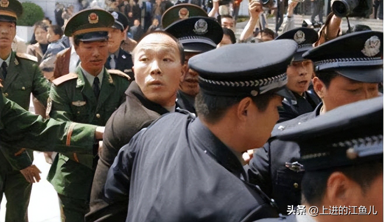 余祥林，因杀妻被判15年，服刑11年后亡妻突然现身，法院:弄错了