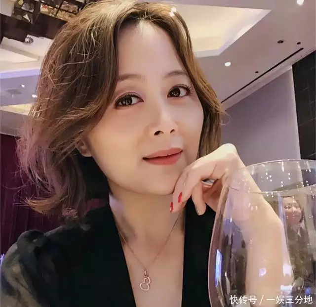 十二位香港70后女艺人，没有出色的颜值，凭演技征服香港影视圈
