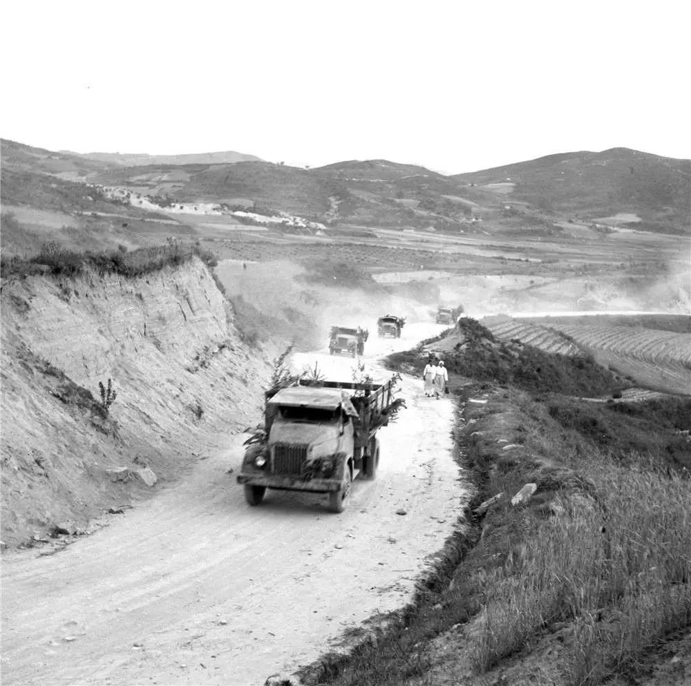 1951年，5名志愿军女兵失踪，50年后美国记者讲出真相