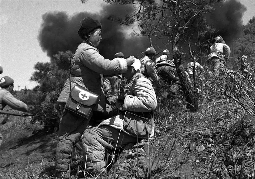 1951年，5名志愿军女兵失踪，50年后美国记者讲出真相