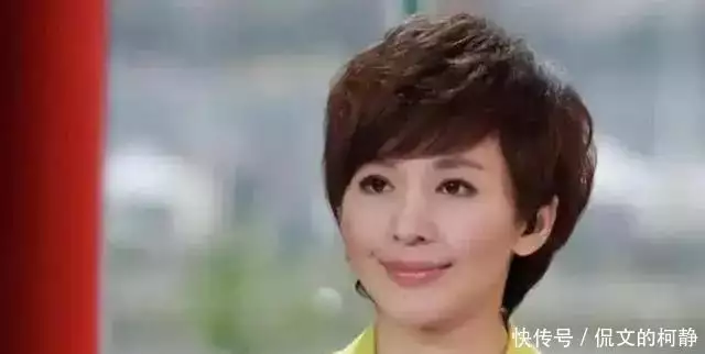 央视国脸到平凡博主，欧阳夏丹褪去光环，活出真我，她后悔了吗？