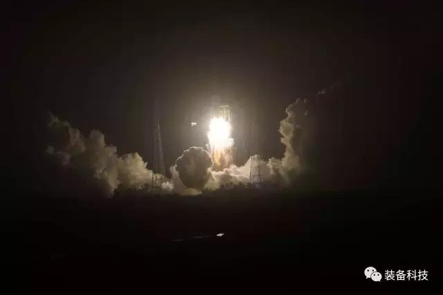 送“舟”记：远望7号船执行天舟一号飞行任务海上测控纪实
