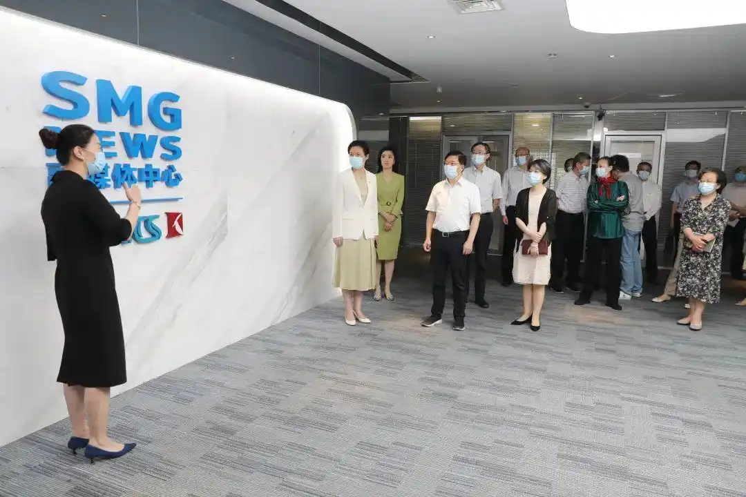 上海市政协副主席金兴明带队赴文广集团开展调研并走访委员