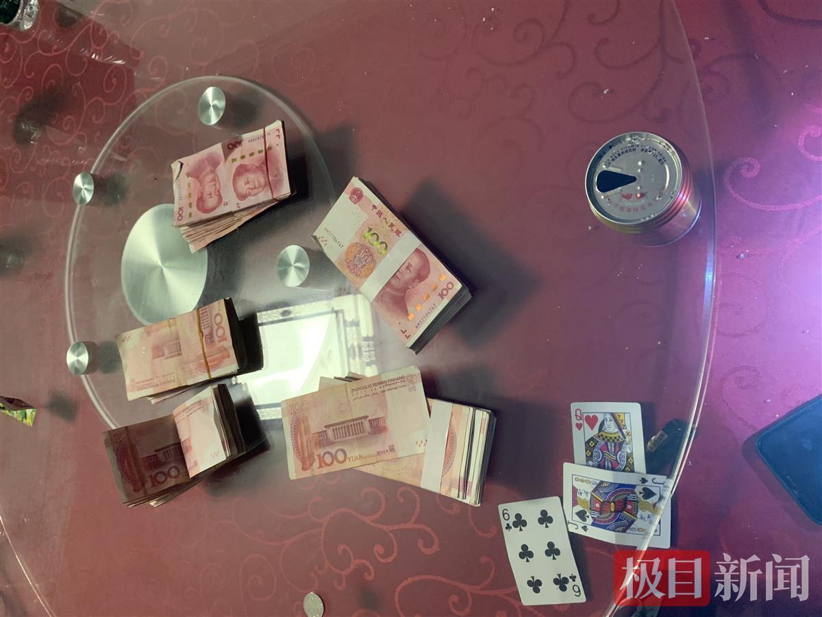 黄石警方三个月侦破“五类”刑事案件991起，立案数同比下降9.9％
