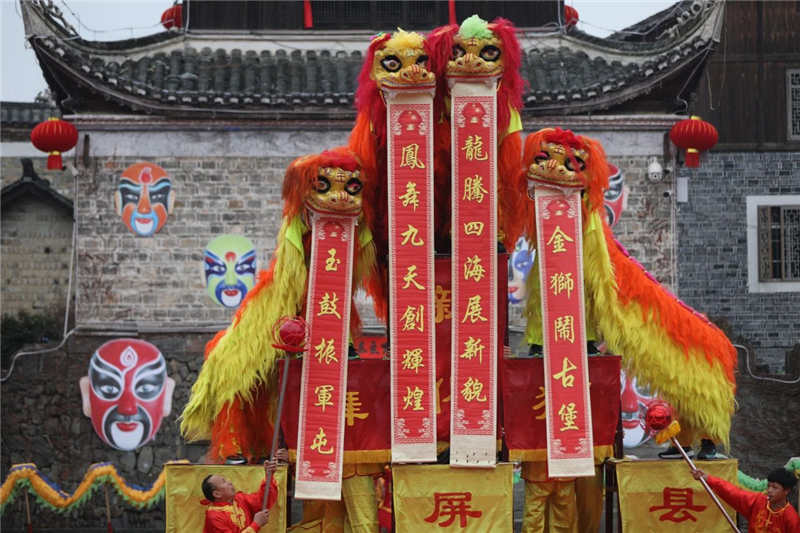 网络中国节·元宵 |锦屏隆里：“村晚”邂逅元宵 共赴民俗盛宴