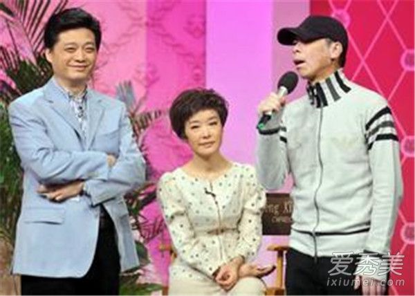 崔永元冯小刚手机事件是什么 崔永元和冯小刚有什么恩怨