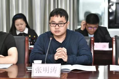 用奋斗书写新时代新闻人最美青春