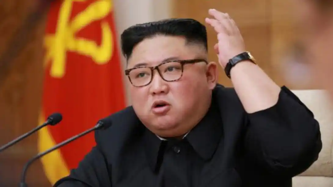 俄军收复库尔斯克，朝鲜士兵成新战火英雄！身份曝光引发全球关注