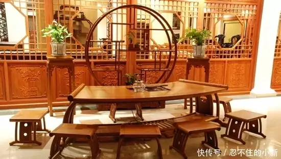 从夏天过度到秋天红木家具如何保养