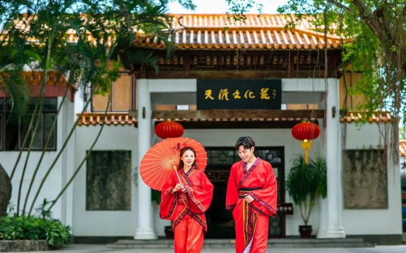 路线三： 爱侣婚拍游