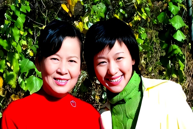 从央视主持到网红主播，风光不再的欧阳夏丹，远没有表面那么简单