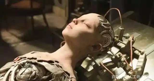 机械女战士，古今与未来黑科技的完美结合，配上大马士革刀超酷