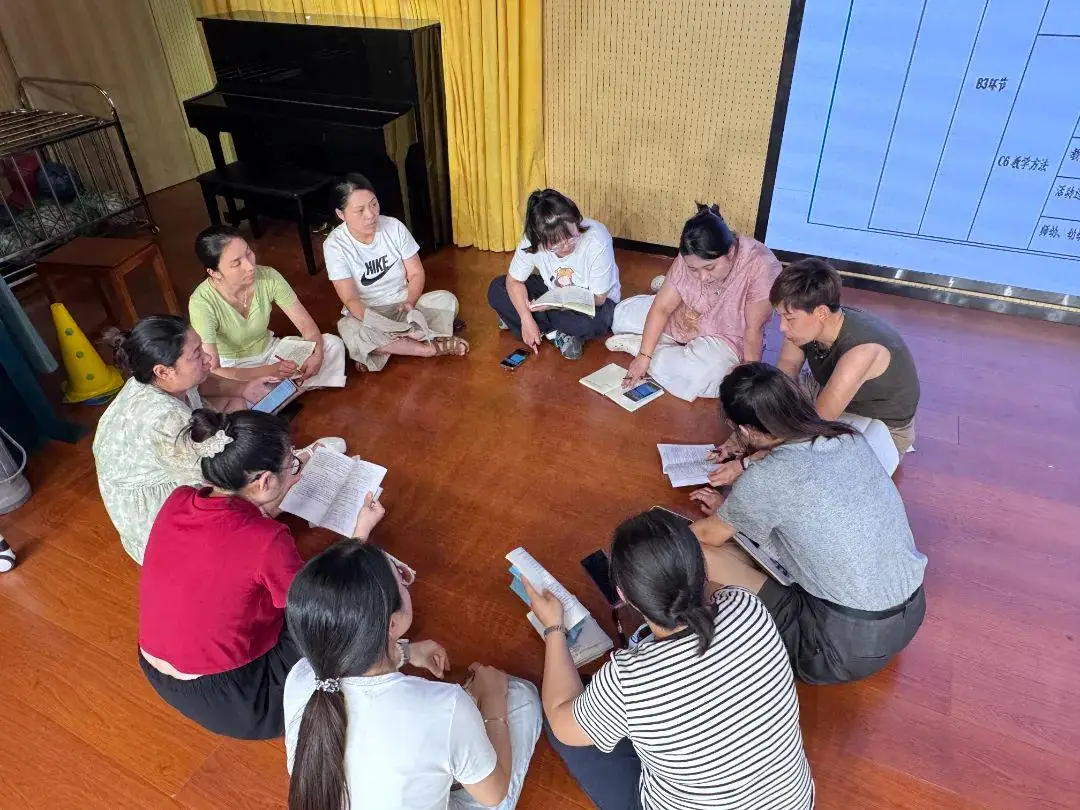 青州市2025年度幼儿园教师暑期培训活动成功举办