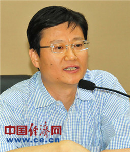 南京市委原常委、建邺区委原书记冯亚军涉嫌受贿被公诉(图|简历)
