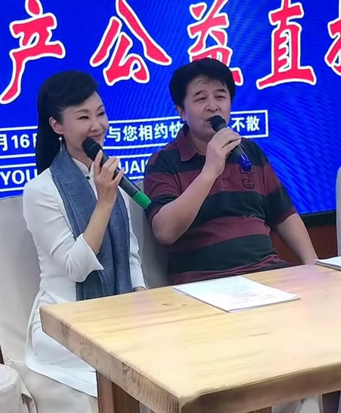 曝毕福剑是从央视正常退休！否定定居农村养鸡，目前有俩赚钱项目