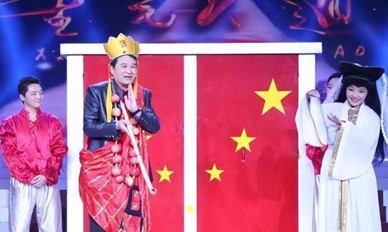 曝毕福剑是从央视正常退休！否定定居农村养鸡，目前有俩赚钱项目