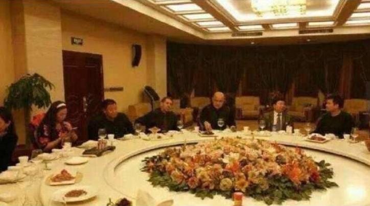 有种“报应”叫毕福剑，口无遮拦，侮辱先烈，他已走上“不归路”