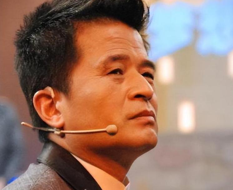 有种“报应”叫毕福剑，口无遮拦，侮辱先烈，他已走上“不归路”