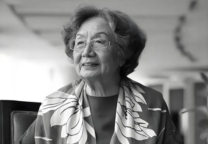 “诗词的女儿”叶嘉莹去世，“我只是一个普通的教研工作者”