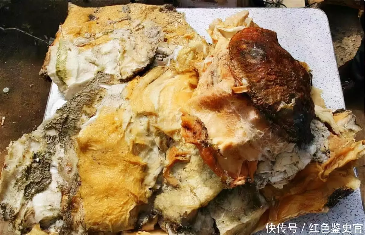 2015年，东北一农民偶然捡到140斤的太岁，切开后买了300万