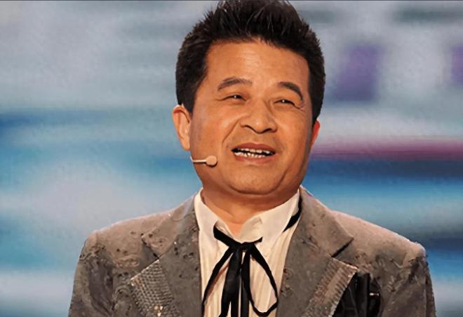 毕福剑现状曝光：从央视正常退休，经营多项副业，从未定居农村