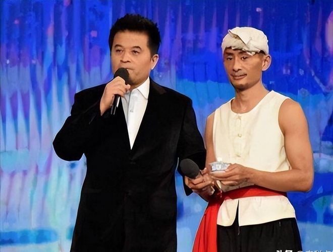 毕福剑现状曝光：从央视正常退休，经营多项副业，从未定居农村