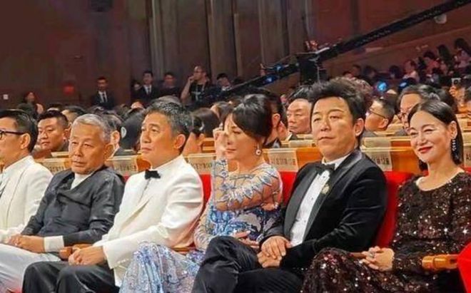 毕福剑现状曝光：从央视正常退休，经营多项副业，从未定居农村