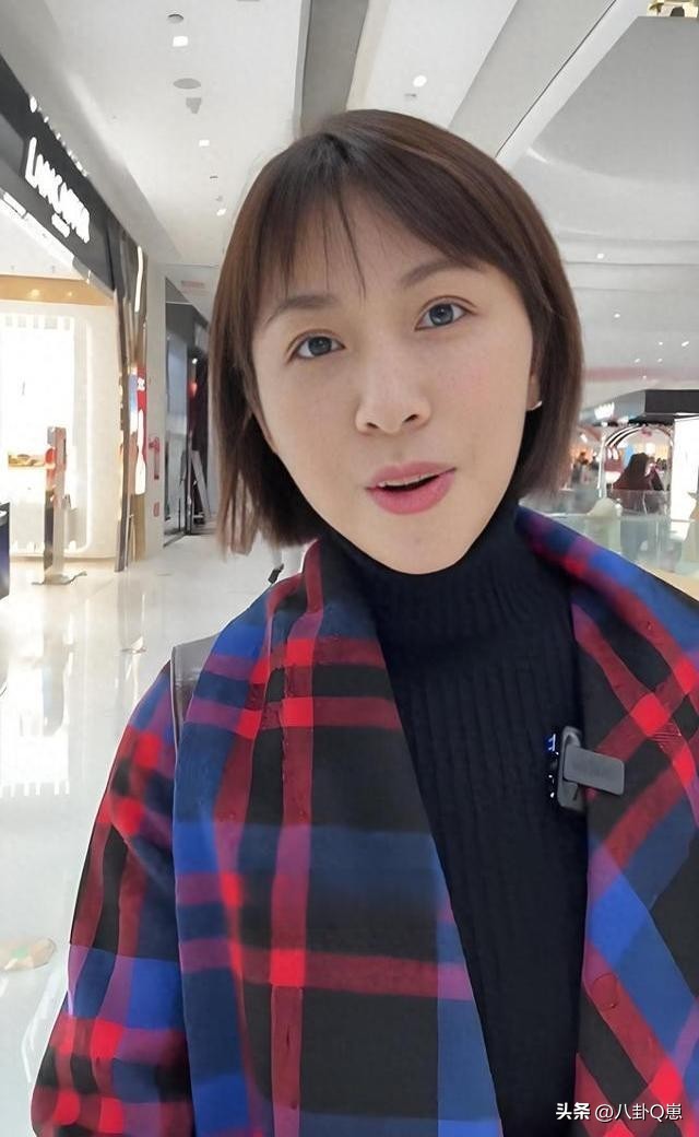 从央视离职，48岁未婚未育的欧阳夏丹，如今得到想要的生活了吗？