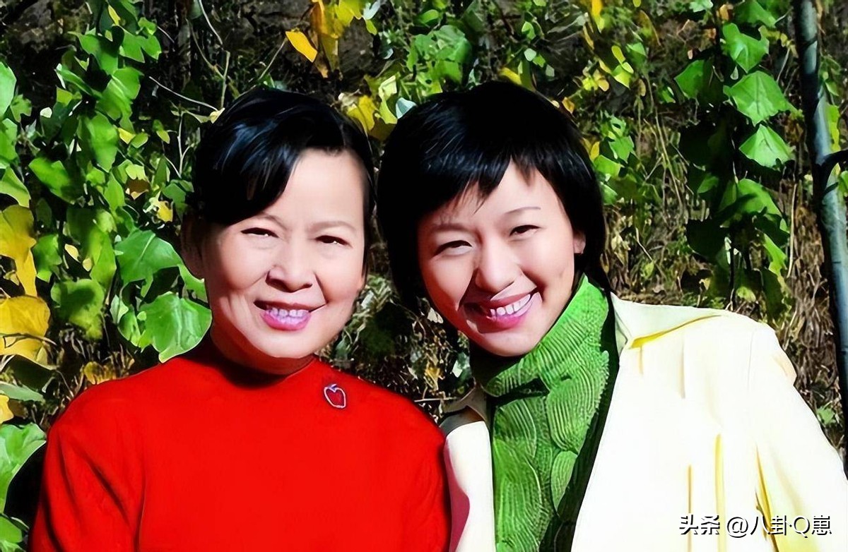 从央视离职，48岁未婚未育的欧阳夏丹，如今得到想要的生活了吗？