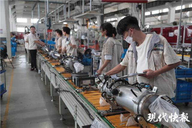 走读无锡，探寻发展故事背后的“蝶变密码”