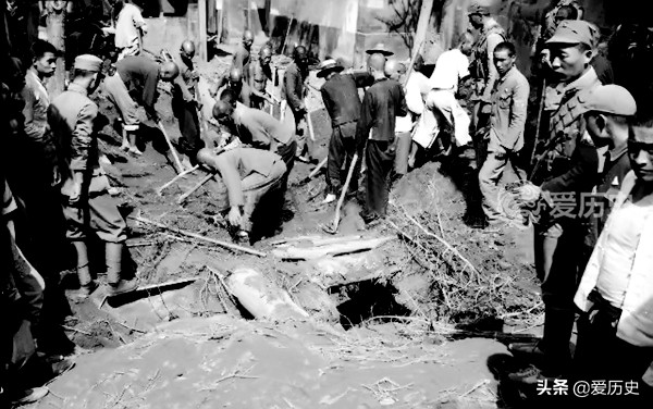 1937日军轰炸后的保定城 火车站遭完全炸毁 200多人死在了防空洞