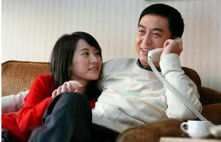 再看‘蜗居’觉得宋思明真的喜欢海藻，海藻还是那个迷失的小女孩