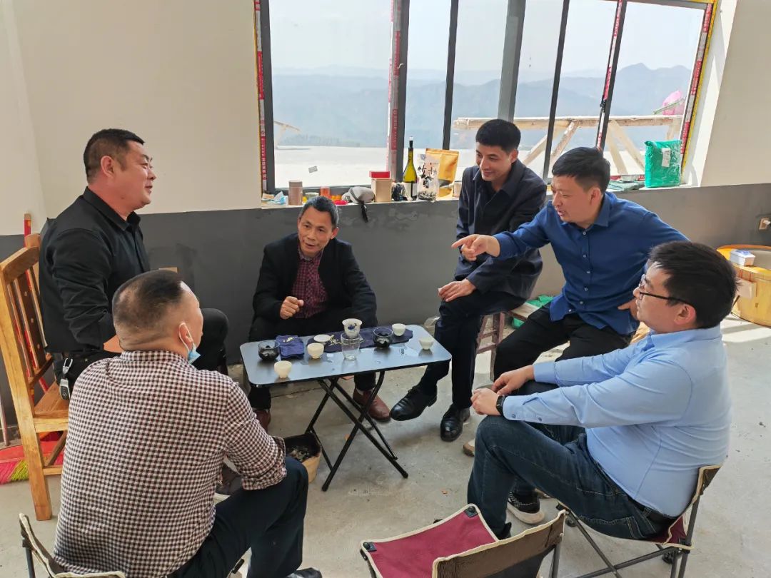 法治是最好的营商环境||春光不负制茶人，法治助力促振兴