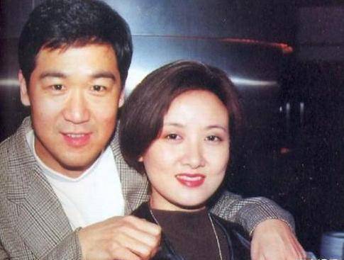为了邓婕，被张国立“分手”的前妻罗秀春，如今过的怎么样？