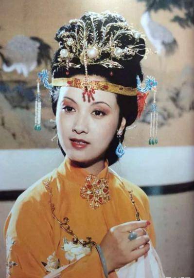 为了邓婕，被张国立“分手”的前妻罗秀春，如今过的怎么样？