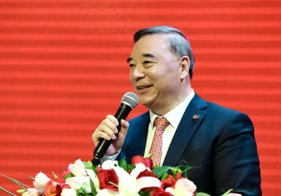 宋志平：书中自有“500强”，作为企业领导人，不仅要自己读，也要让大家读