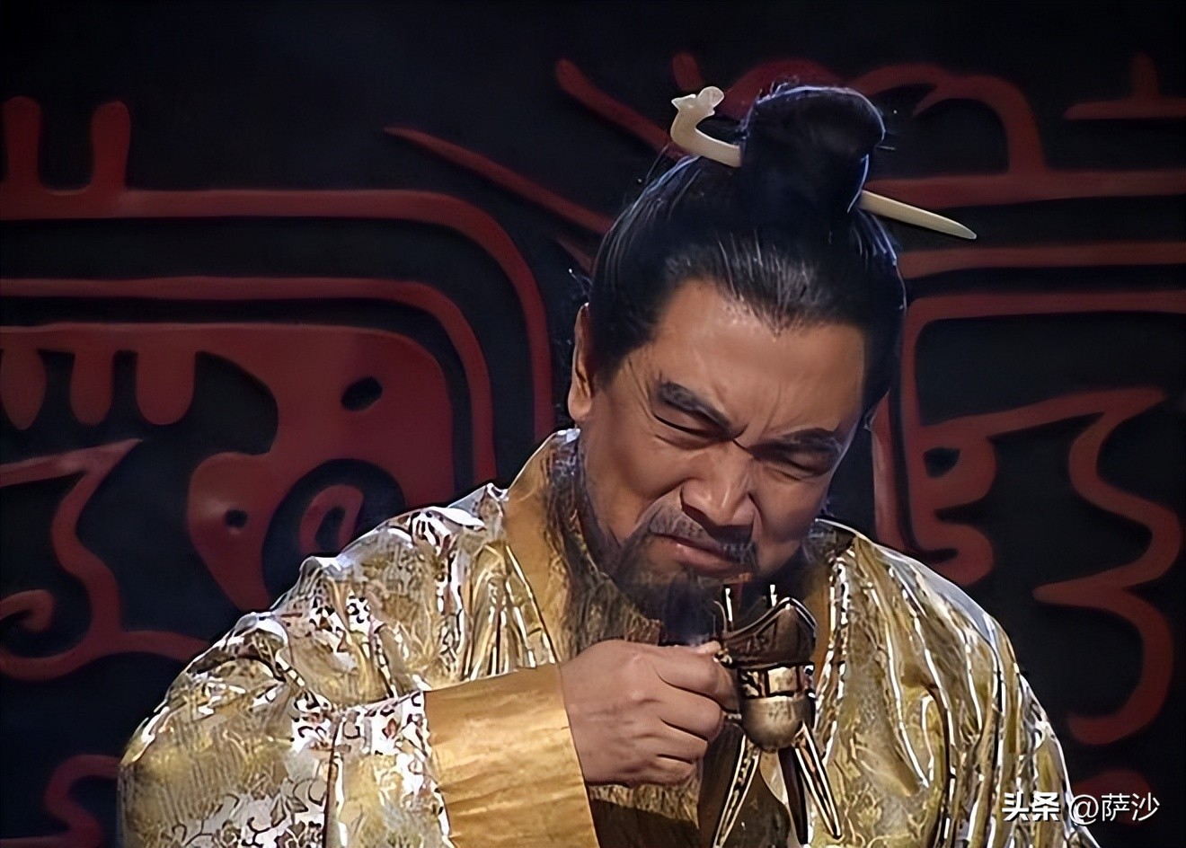 为什么武松可以喝十八碗酒，鲁智深可以喝一桶？他们是酒神下凡？