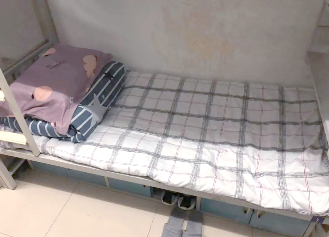 1-女生宿舍的温馨时光
