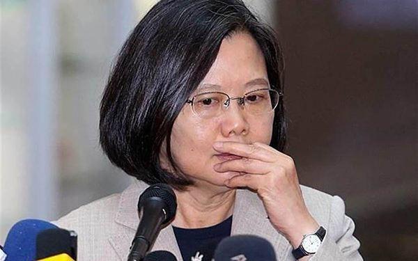 台媒抖出猛料，蔡英文离下台不远了？2300万台湾人惴惴不安！