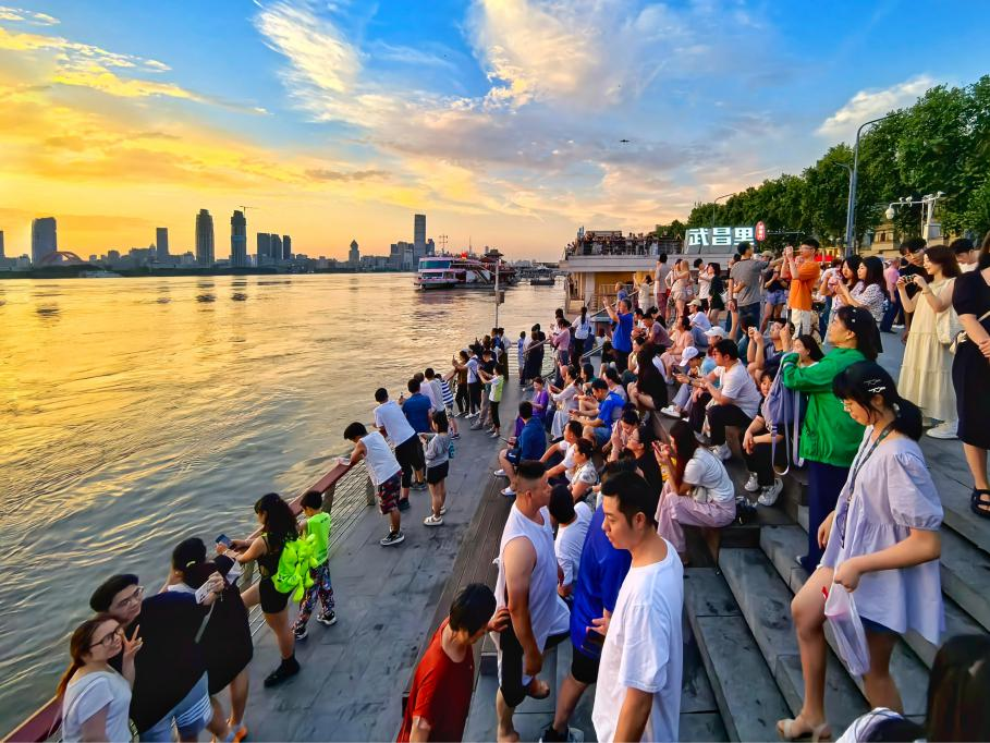 这个夏天，武汉端上科技与狠活
