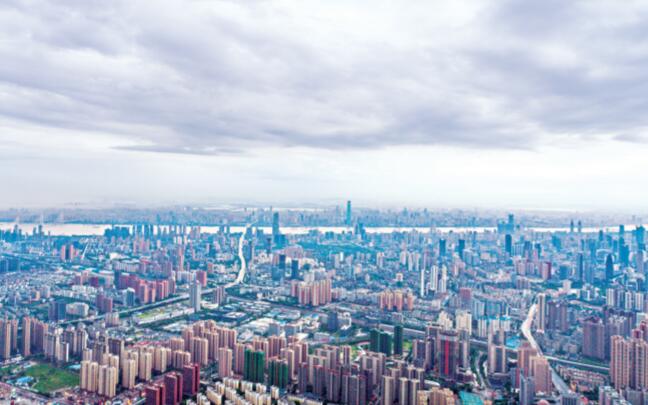 台风抵汉“发威”带来大到暴雨，7月5日晚离开