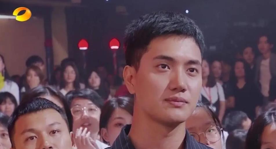 从“芒果台柱“到跌落神坛，这9位红极一时的主持人，经历了什么？