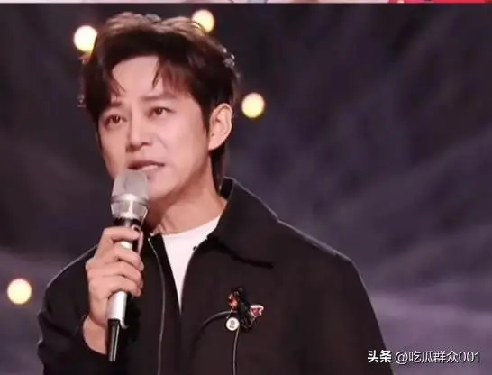 歌手这节目也太水了！林志炫第二个被淘汰，何炅泪洒现场