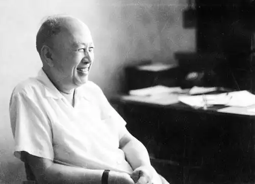 杨振宁三问其实还是当年的钱学森之问，这样做就能解决，但……