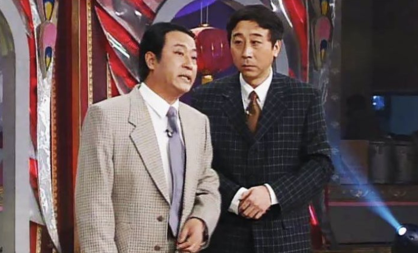 星说：33年，冯巩央视的春晚人生