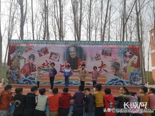 肥乡：戏剧小明星倾情演出共庆“世界戏剧日”