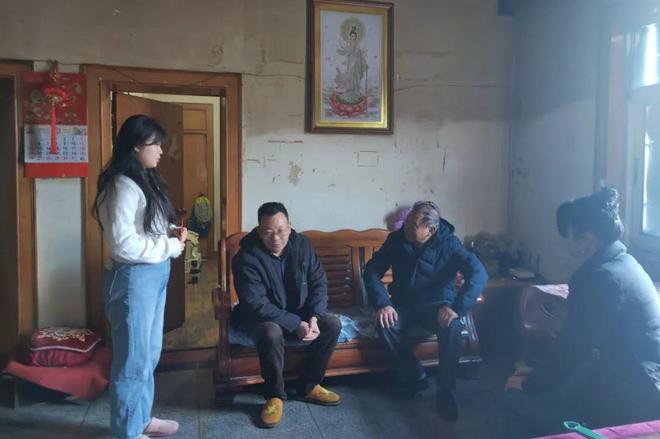 江西工商职业技术学院开展走访慰问困难学生家庭活动