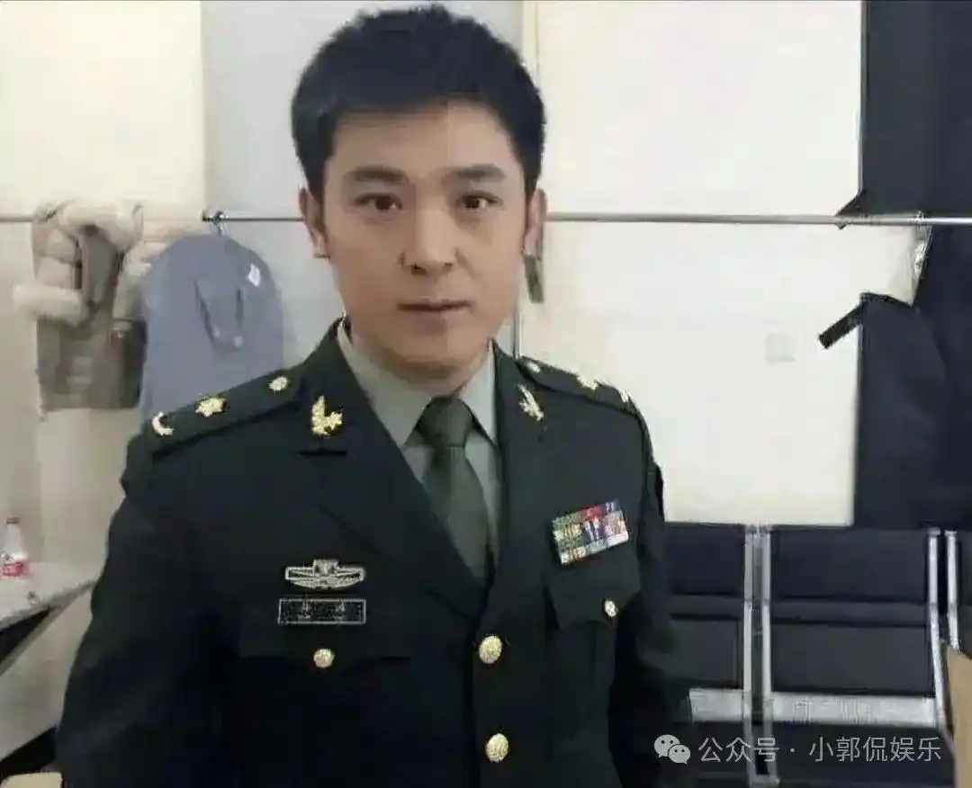 孙涛从懦弱男孩到春晚“钉子户”，婚姻27年零绯闻“最干净”演员