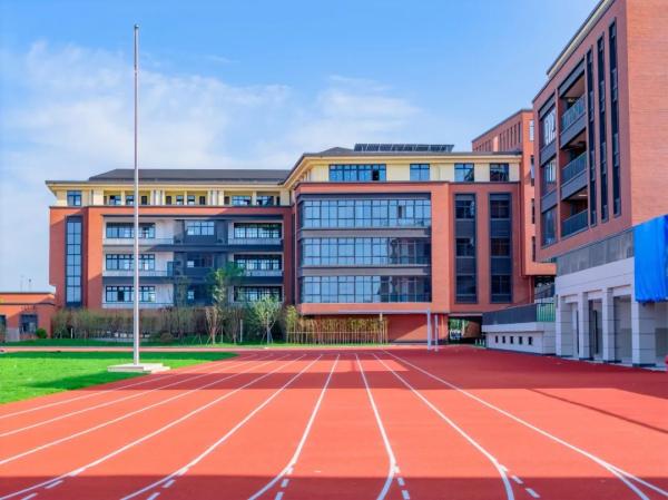 新增学位3.3万个！宁波19所新（改、扩）建中小学今秋投用