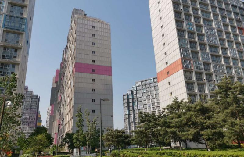 壹现场丨112套房产2874个车位将上拍“中弘”怎么了？